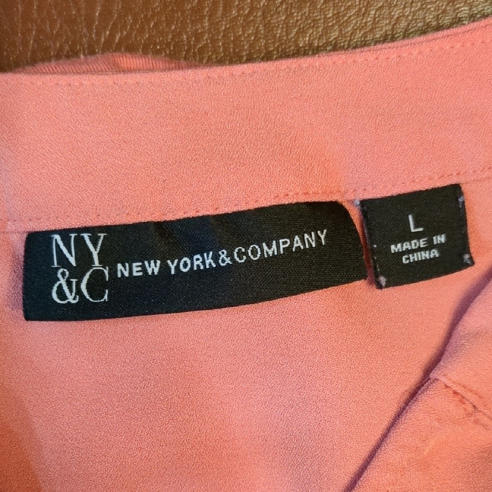 New York & Company Sleeveless Coral Dress with Belt, sz L - Picture 2 of 11